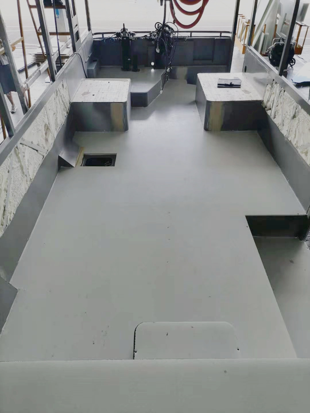 客车地板